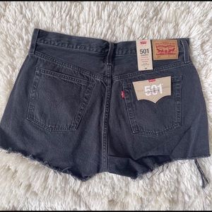 Levi’s Red Tab 501 shorts High Rise Black Distressed Size 33 NWT